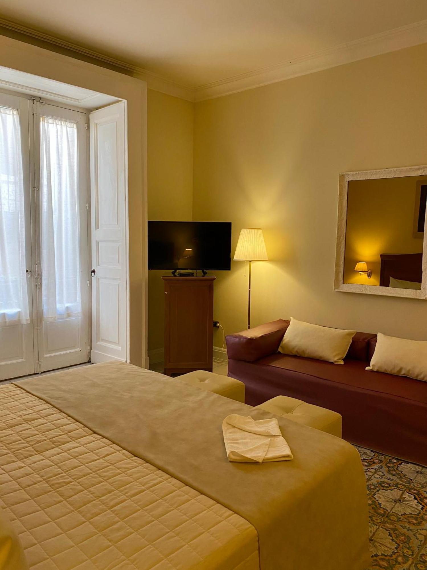 Hotel Akropolis - Museum Hotel Tarent Zewnętrze zdjęcie