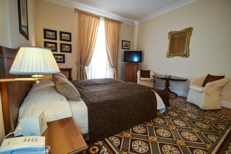 Hotel Akropolis - Museum Hotel Tarent Zewnętrze zdjęcie